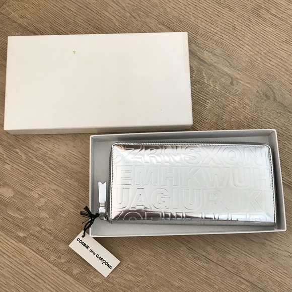 comme des garcons silver wallet